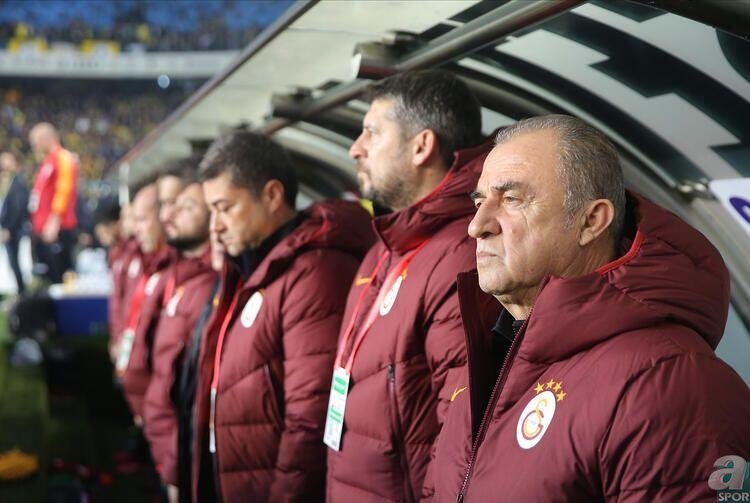 Fatih Terim’den radikal karar! Galatasaray’da 3 flaş ayrılık