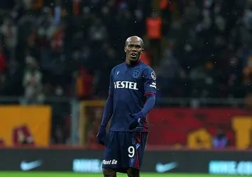 Nwakaeme'ye yan bakılmıyor! Sağ beklerin kabusu oldu