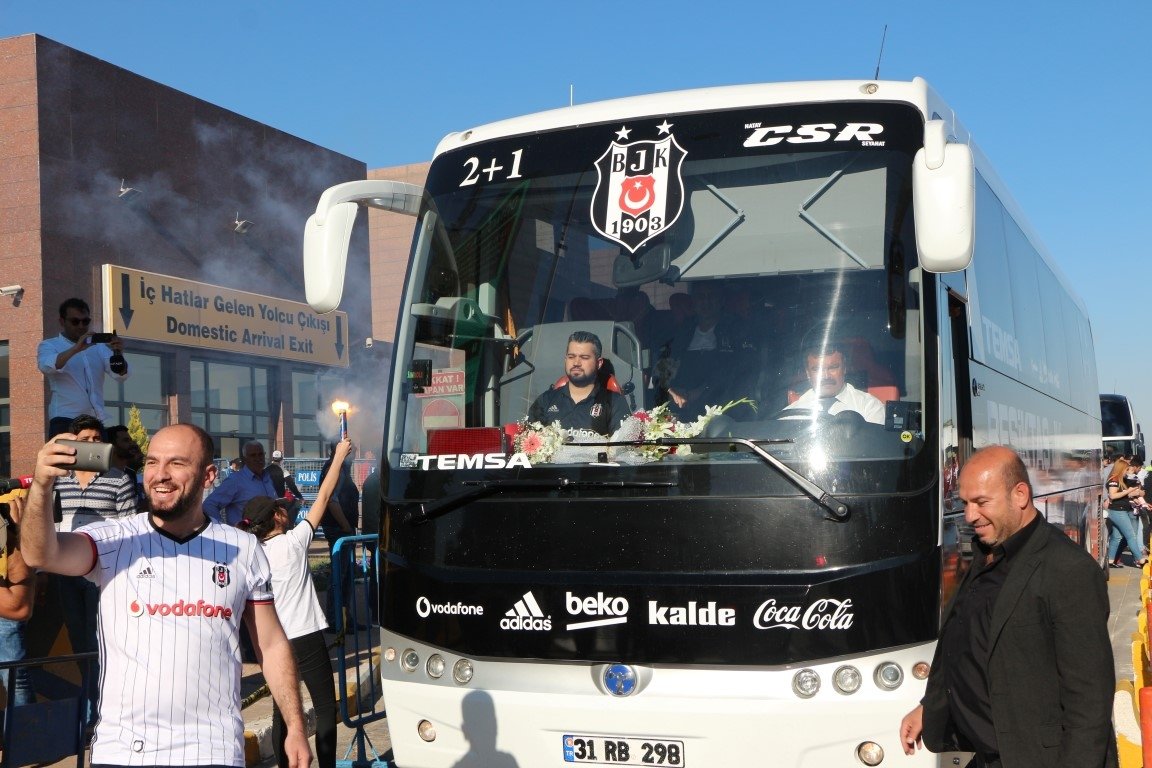 Beşiktaş’a Gaziantep’te coşkulu karşılama