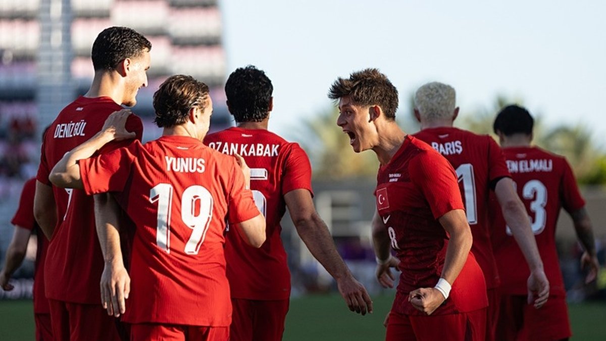 A Milli Futbol Takımımız Dünya Kupası'ndaki ilk sınavında! İşte Montella'nın Avustralya maçı muhtemel 11'i