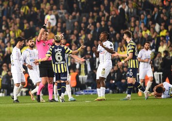 VAR'da izledi penaltıyı verdi!