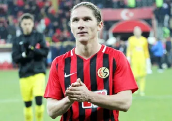 Mehmet Özcan Trabzonspor'a doğru!