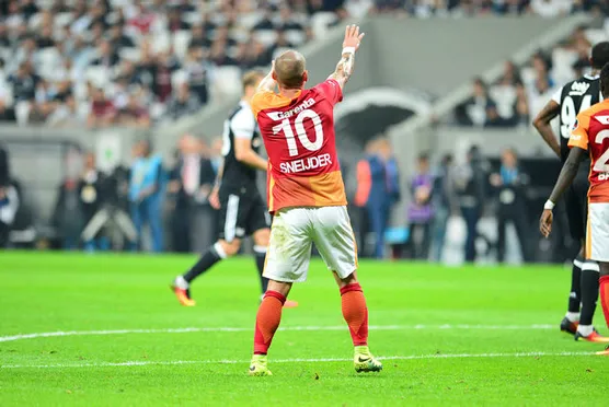 Galatasaray taraftarından büyük tepki