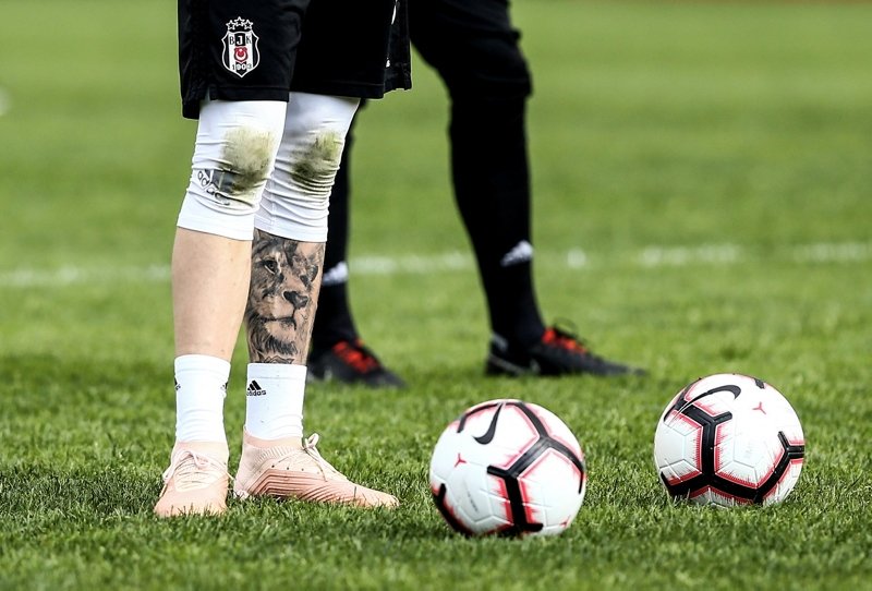 Beşiktaş’ta 3 isimle yollar ayrılıyor!