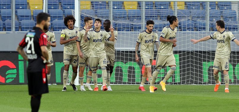 Usta yazardan o yıldıza övgü! Fenerbahçe için biçilmiş kaptan