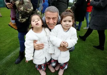 Miniklerden idmana ziyaret