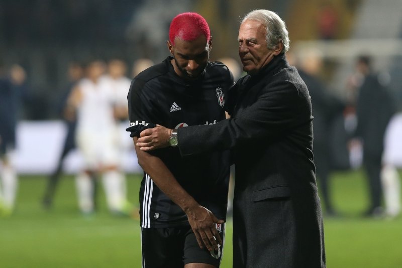 Ryan Babel’den Comolli’ye olay mesaj!
