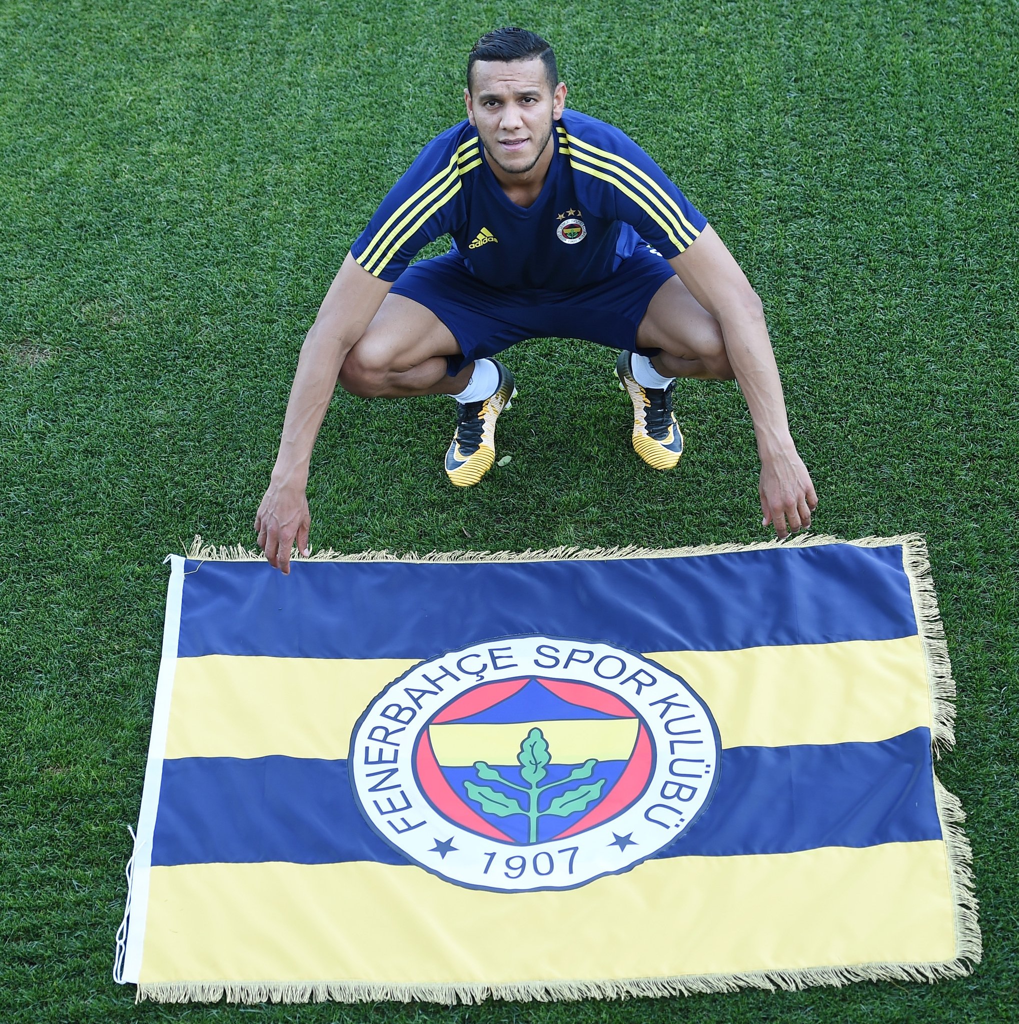 Josef de Souza’ya teklif geldi sosyal medya yıkıldı!
