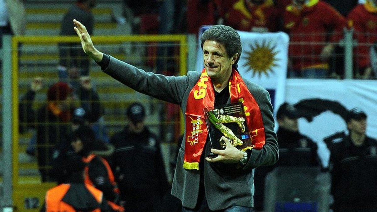 Gheorghe Popescu'dan flaş Galatasaray sözleri! Gheorghe Popescu'dan flaş Galatasaray sözleri!