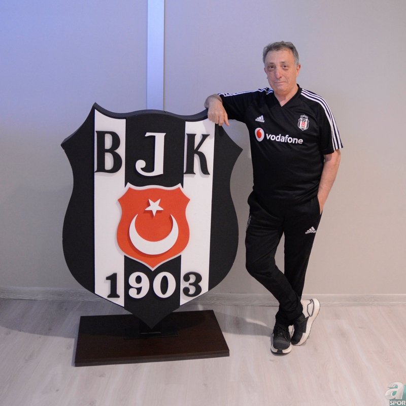 Beşiktaş Başkanı Ahmet Nur Çebi’den sert açıklama! İndirim yapmazlarsa gitsinler
