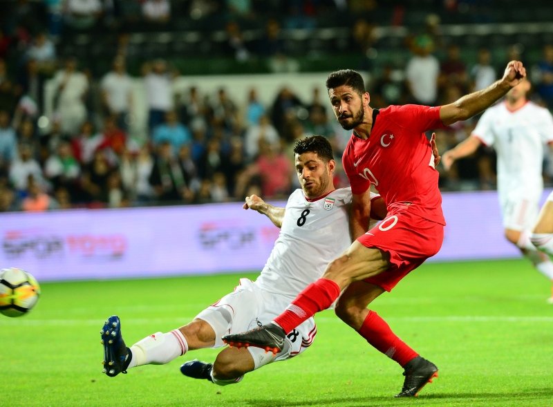 Galatasaray’dan Emre Akbaba için son teklif