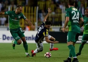 Kadıköy'de hedef Ozan Tufan ve Josef