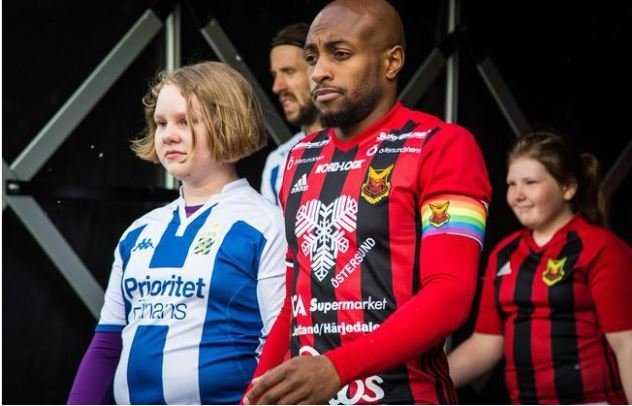 9-0’dan maçı çevirdiler