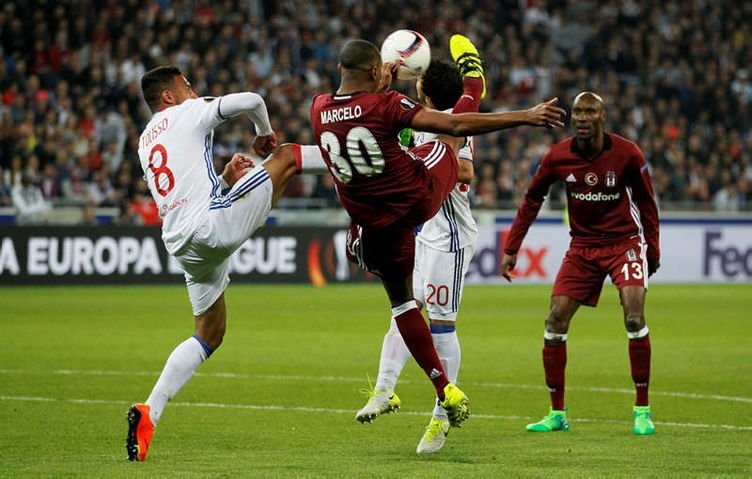 Lyon - Beşiktaş maçına damga vuran kare