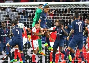 Devler Paris'te yenişemedi!