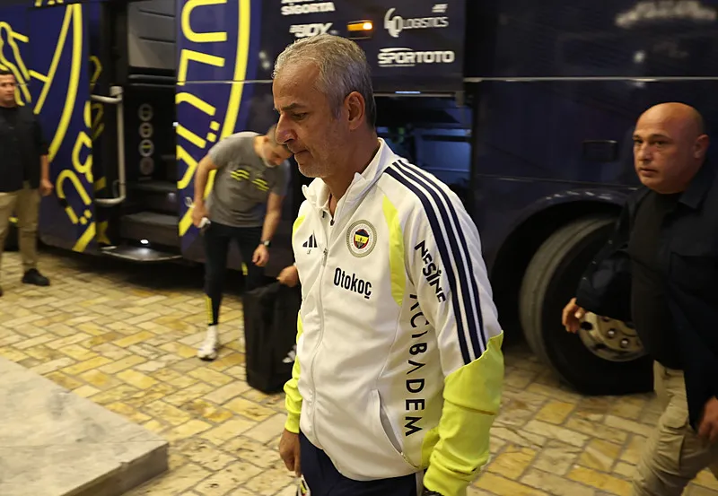 Kartal Görevde Kalıyor, Fenerbahçe Hazırlıklara Devam Ediyor