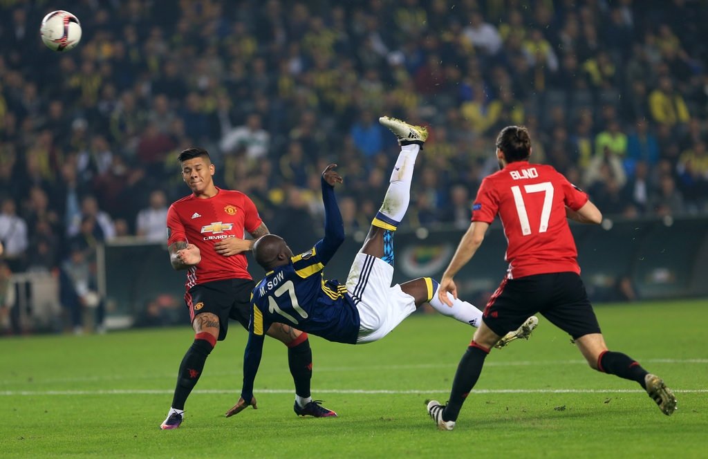 Moussa Sow Twitter’ı salladı!