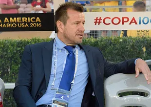 Galatasaray'da son aday Carlos Dunga!
