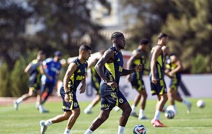 Fenerbahçe günü tek antrenmanla tamamladı