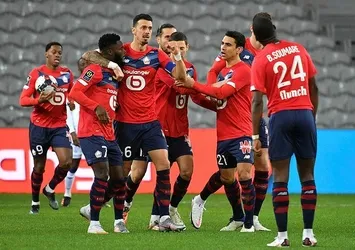 Lille uzatmalarda güldü!