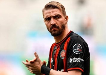 Caner Erkin kararını verdi!