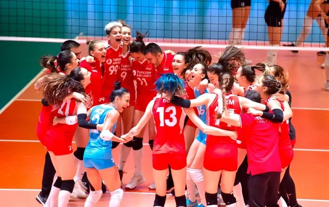 Polonya 2 - 3 Türkiye | MAÇ SONUCU | Filenin Sultanları finalde! - 1