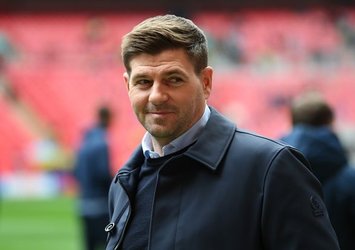 Gerrard Al Ettifaq'ın başında!