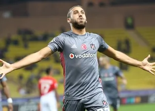 Cenk Tosun, Pancu'yu solladı!