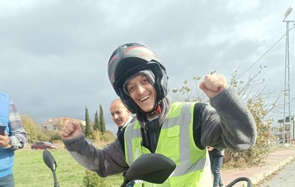 Mesut Özil ehliyet sınavına girdi!
