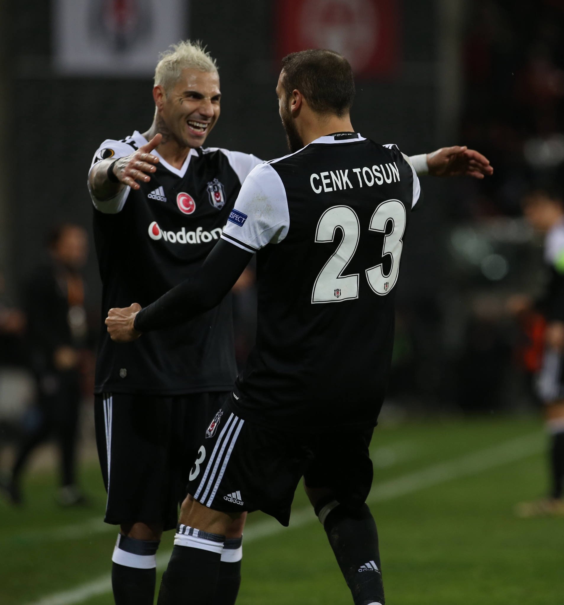 Cenk Tosun için 48 milyon TL!