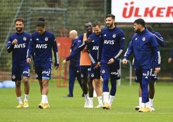 F.Bahçe'de sakatlık şoku! Milli oyuncu derbide yok