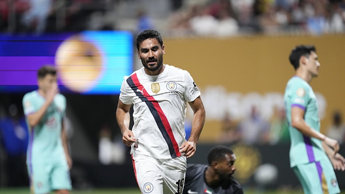 Adı Galatasaray ile anılan İlkay Gündoğan'dan flaş transfer açıklaması! Adı Galatasaray ile anılan İlkay Gündoğan'dan flaş transfer açıklaması!