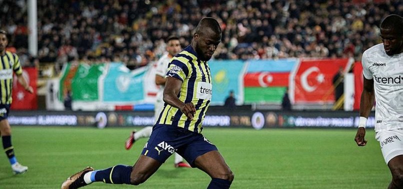 Alanyaspor 1-3 Fenerbahçe (MAÇ SONUCU-ÖZET) Kanarya geriden gelip kazandı!