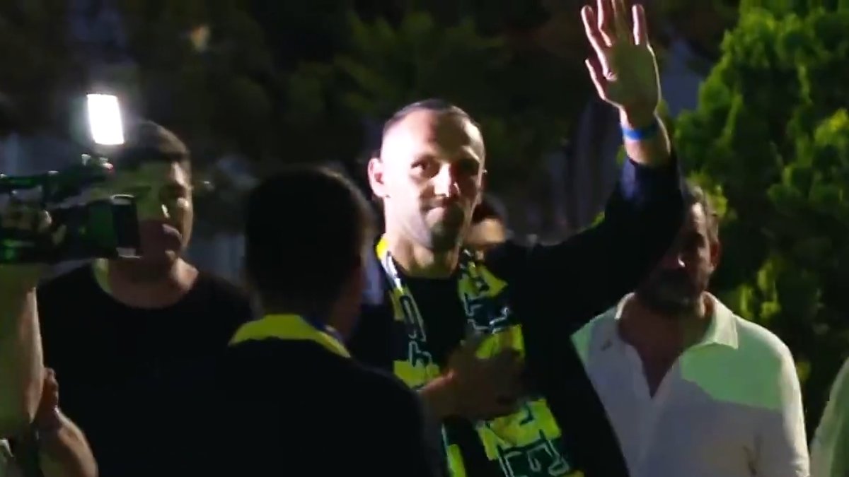 Vedat Muriqi, Fenerbahçe için İstanbul'da! İşte ilk görüntüleri...
