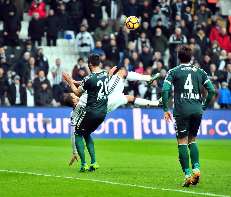 Beşiktaş-Atiker Konyaspor karşılaşmasından kareler