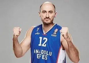 Nenad Krstic basketbolu bıraktı!