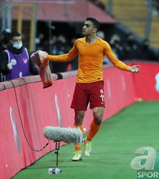 TRANSFER HABERİ - Mostafa Mohamed Galatasaray’dan ayrılıyor! Yeni adresi belli oldu