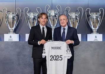 Modric 1 sene daha Real Madrid'de!