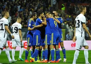 Bosna Hersek Estonya'yı farklı yendi