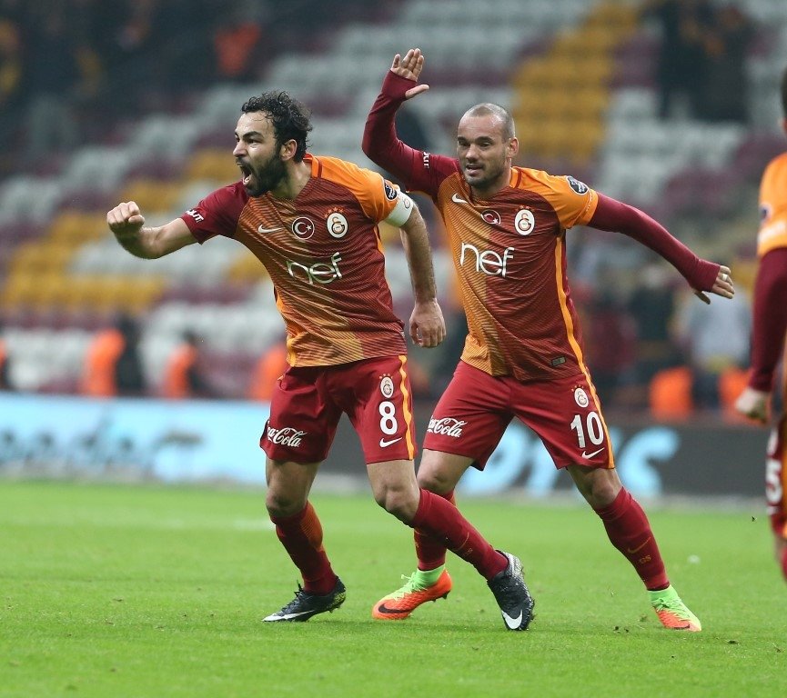 Sneijder resti çekti!