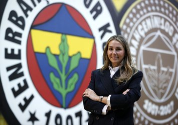 F.Bahçe'de kadın voleybola yeni menajer!