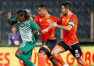 Akhisar'dan Adana'ya tek kurşun