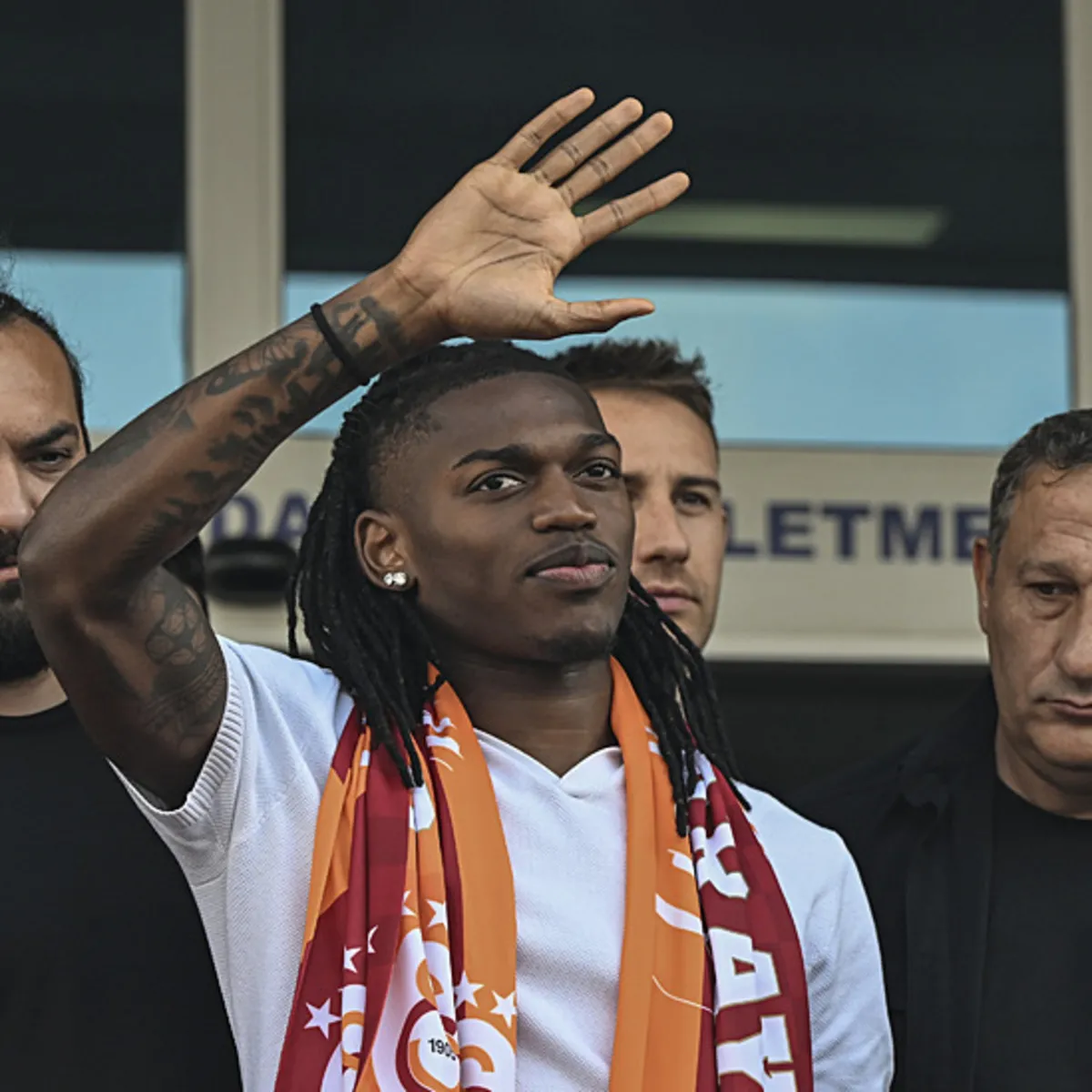 Galatasaray'da Milan atağı: Leao'dan sonra sırada o isim var