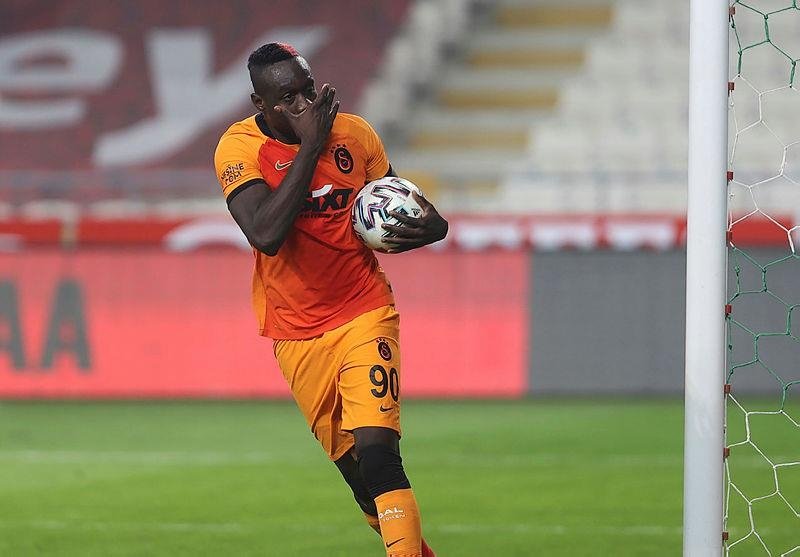 Mbaye Diagne kimdir? Mbaye Diagne kaç yaşında? Diagne kariyeri