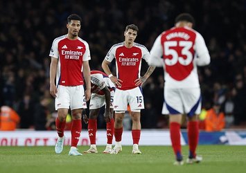 Arsenal evinde Crystal Palace'a takıldı!