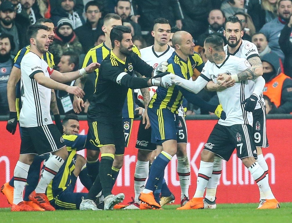 Alper ve Volkan kadro dışı!