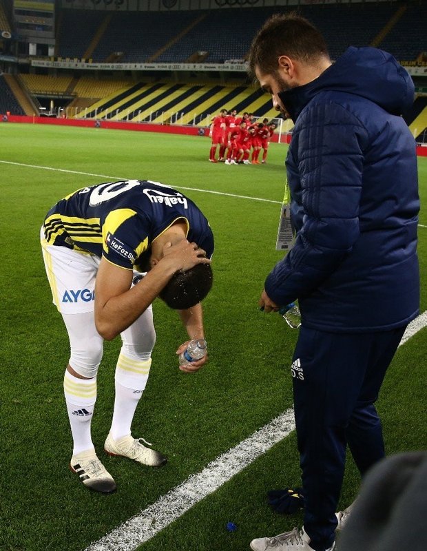 Tolgay Arslan Fenerbahçe’de!