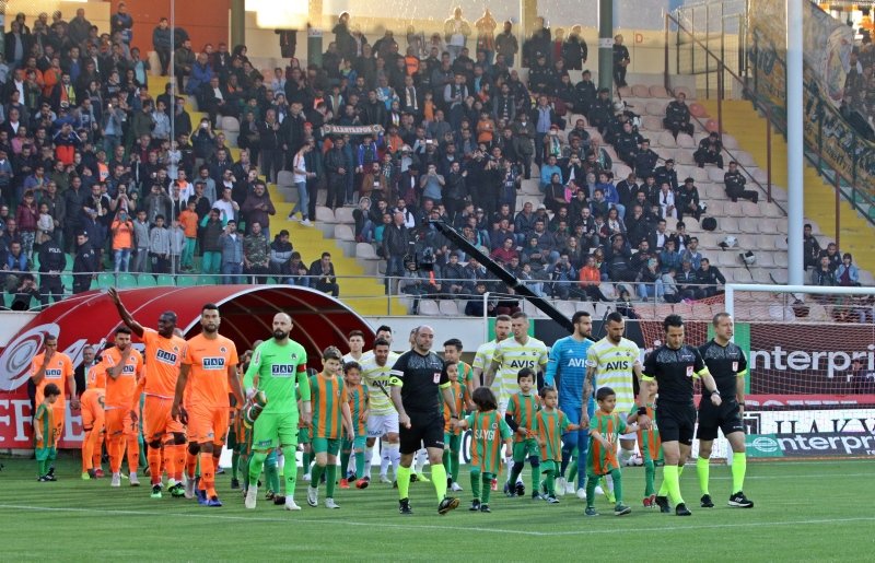 Fenerbahçe Ersun Yanal’dan kurtulmalı!