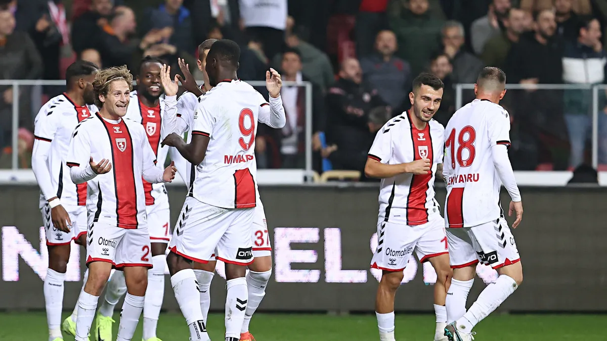 Samsunspor 2-0 Antalyaspor (MAÇ SONUCU-ÖZET)