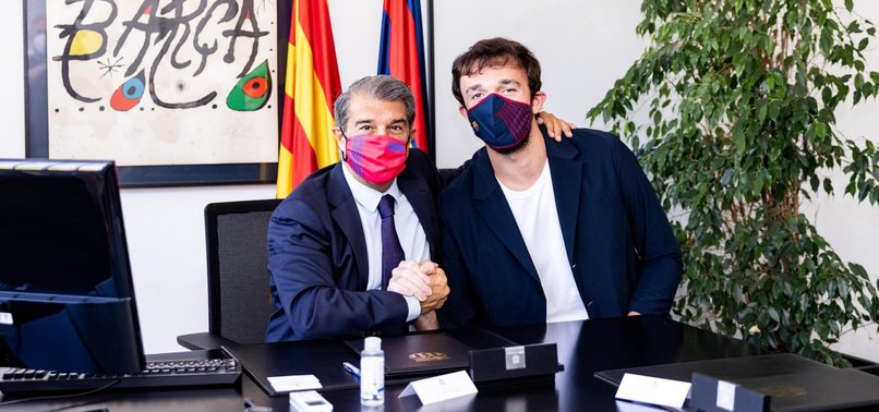 Sertaç Şanlı resmen Barcelona'da!